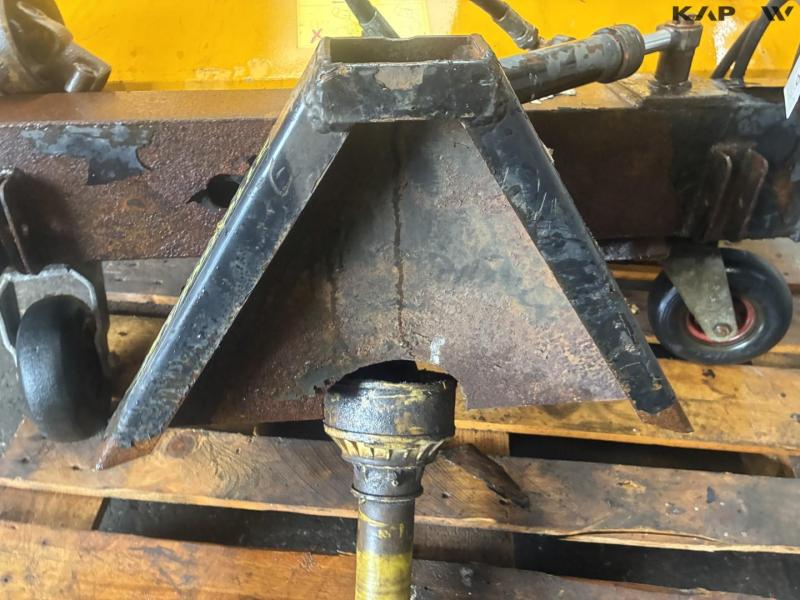 GMR PF 1300 LS broom for a-frame 11