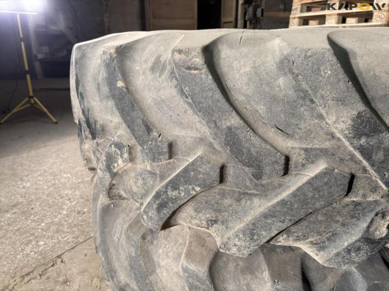 Good Year 440/80-R28 complete wheels 9