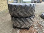 Good Year 540/65-R28 tires 4