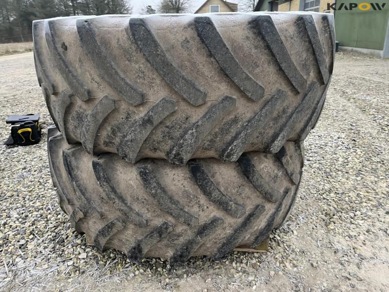 Good Year 650/65-R38 tires 6