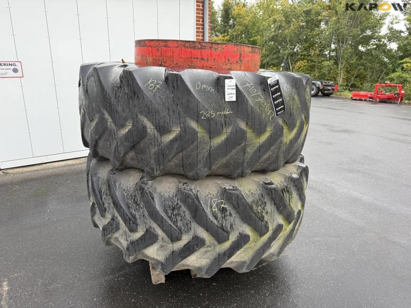 Goodyear 710/70-R42 twin wheels 2