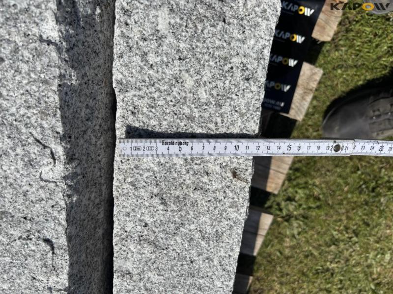 Granite curbstone 14