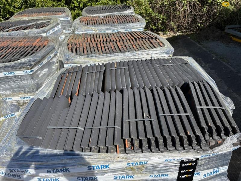 Granite flat-bottomed roof tiles 6