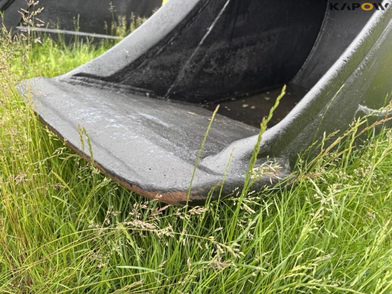 Excavator bucket 60 cm with S60 hitch 9