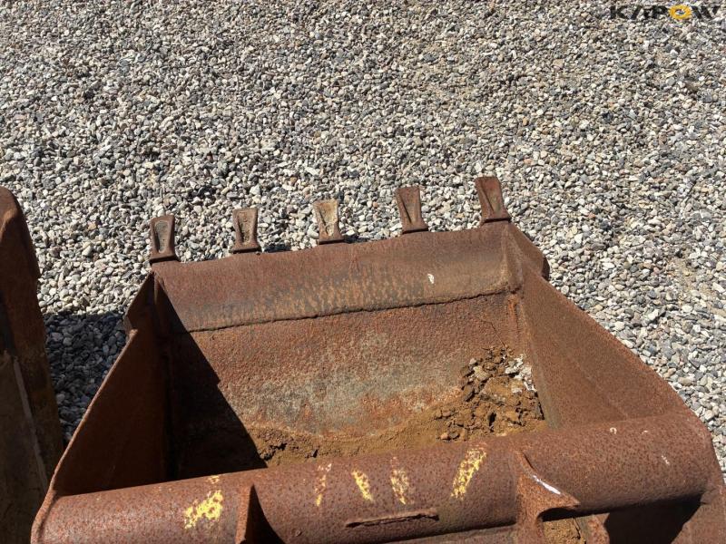 Excavator shovels - 2 pcs 18