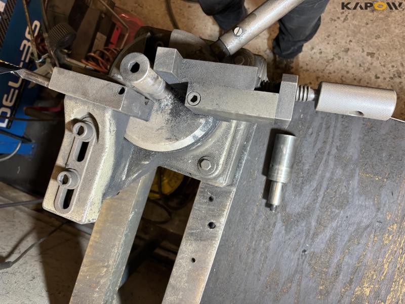 Gressel flat iron bender 14