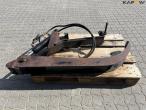 Grapple arm for pallet forks 6
