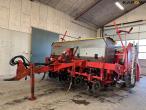 Grimme GL34 T potato planter 1