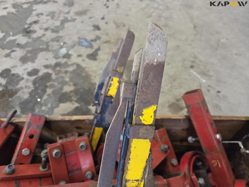 Grimme GL860 compact 8 row potato planter 56