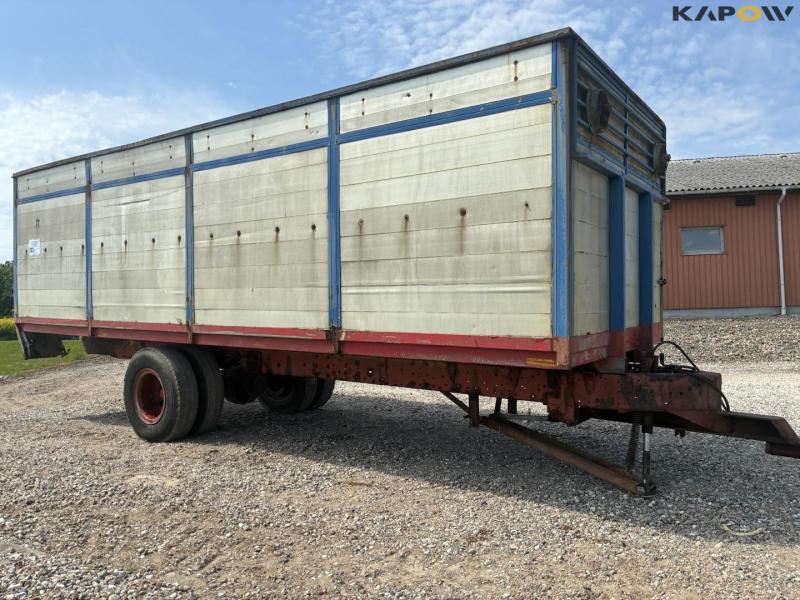Pig cart 17