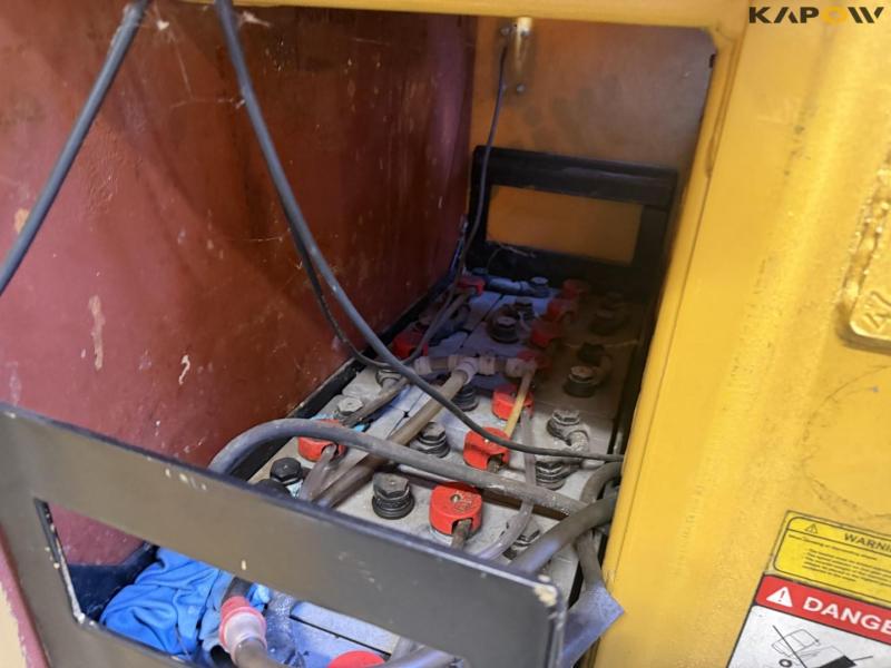 Grove manlift toucan 860 lift 27