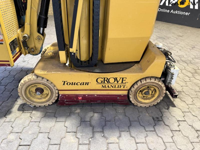 Grove manlift toucon 860 lift 14