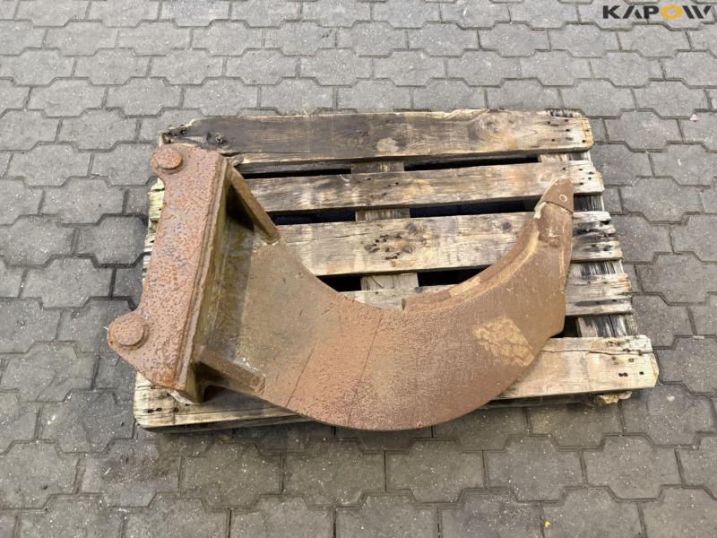 Grub tooth with Hydrema hitch 8