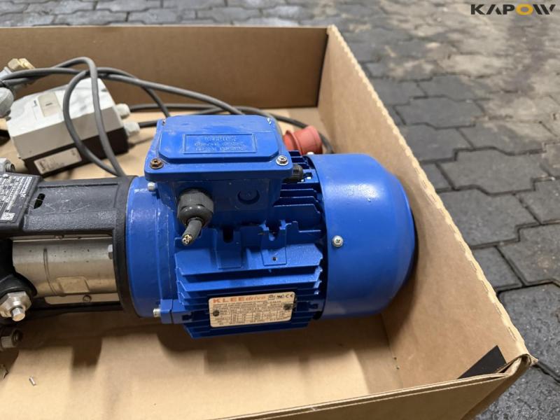 Grundfos CR5-10 pump 13
