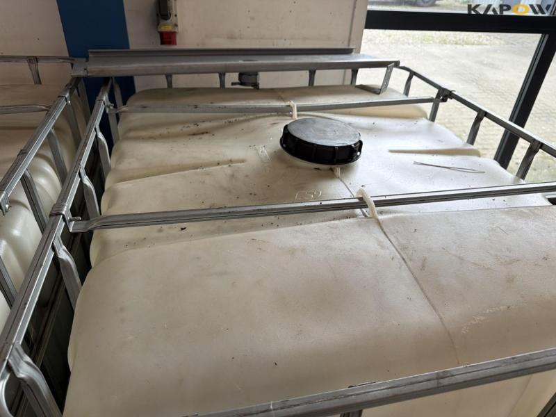 Gulf used hydraulic oil 8