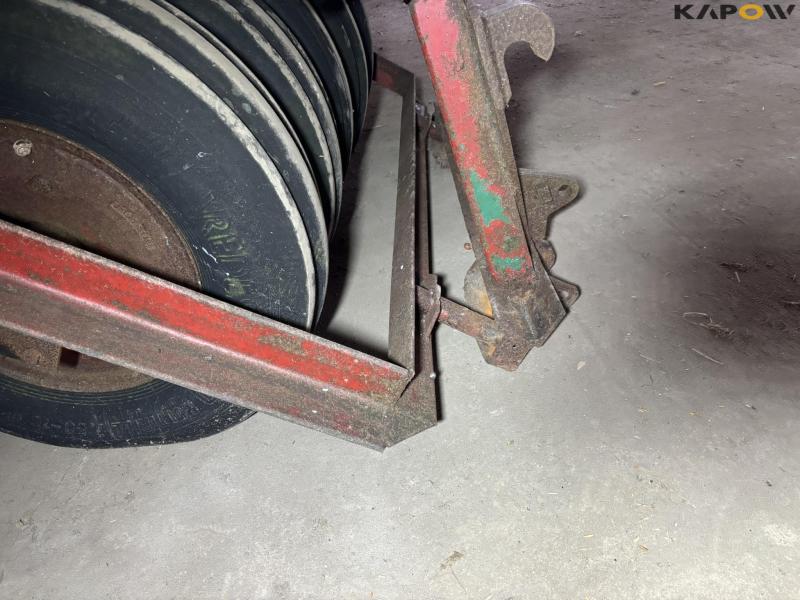 Rubber wheel front packages 16