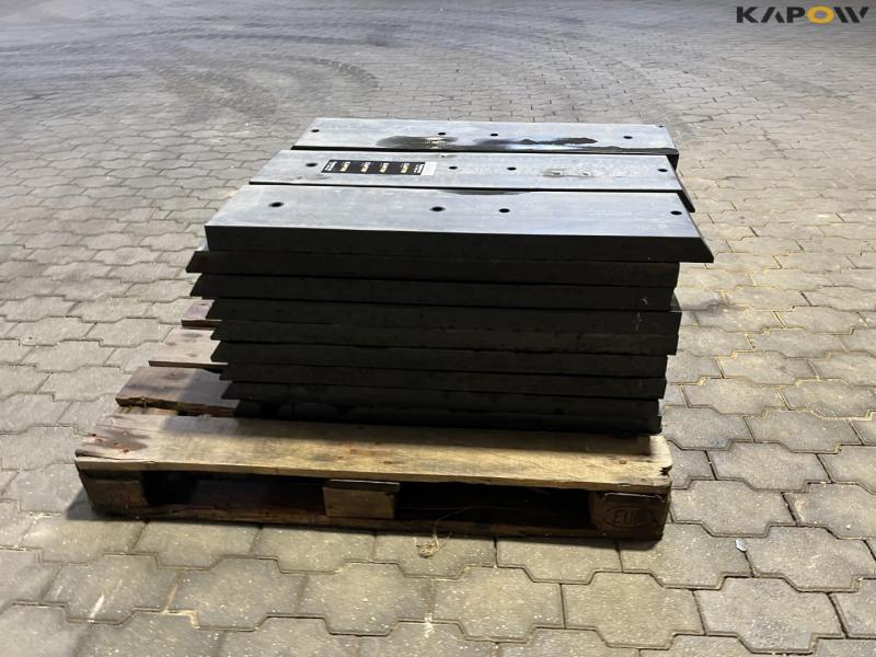 Rubber blades for snow plows 6