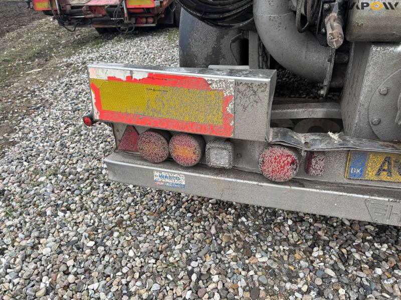 Slurry trailer 40 m3 53