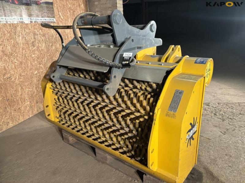 Gyro-Star 4-120HE grading bucket 3