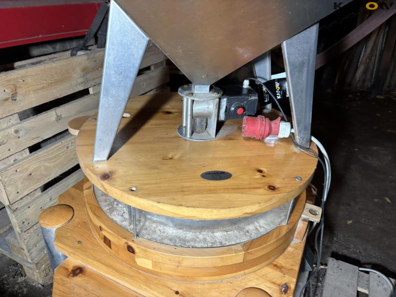 Häussler HM50P flour mill 5