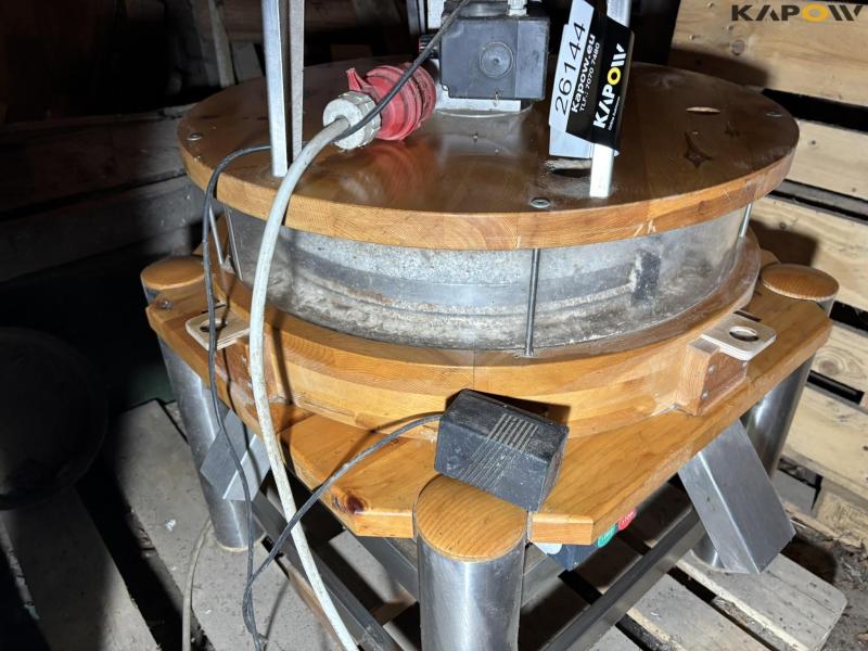 Häussler HM50P flour mill 18