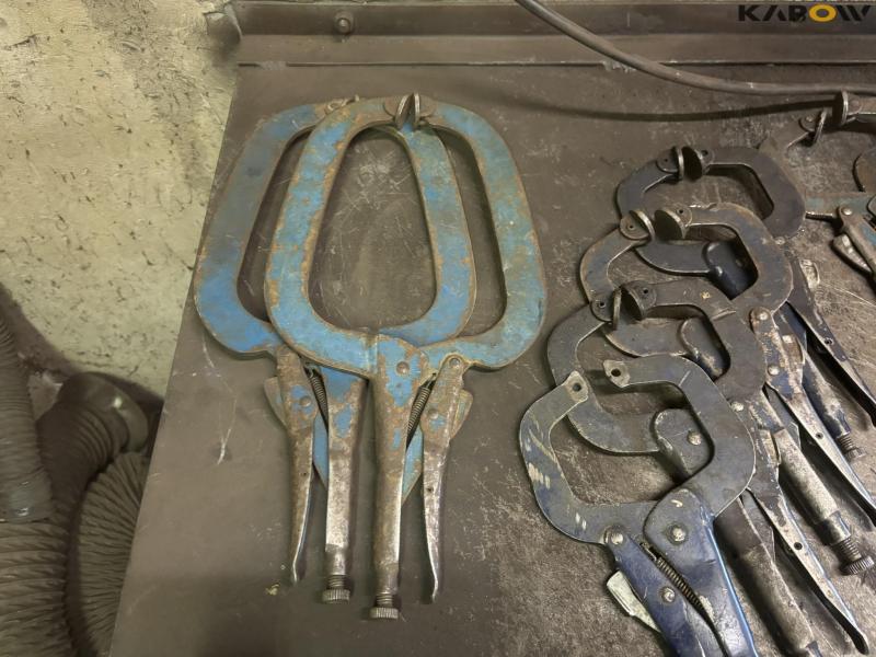 Miscellaneous hand tools 21