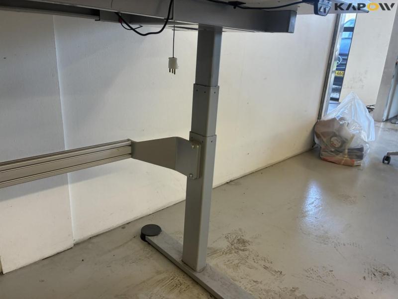 Raise and lower table with linak frame 36