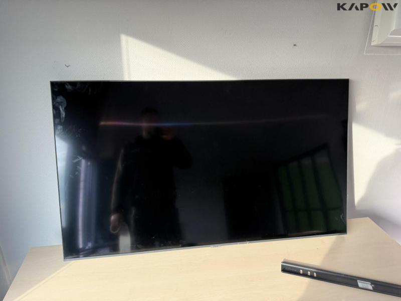 Raise the bastion and Samsung TV 4