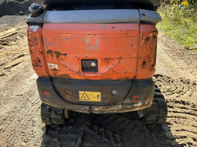 Haitachi ZAXIS 18 mini excavator 39