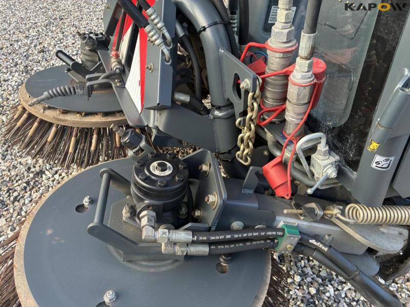 Hako Citymaster 1650 sweeper 13