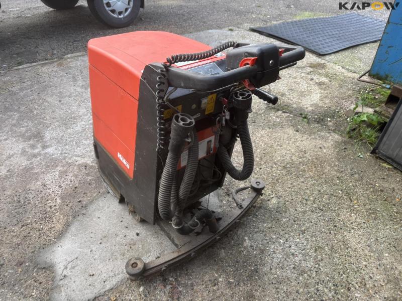 HAKO Hakomatic E/B 450/430 floor washer 7