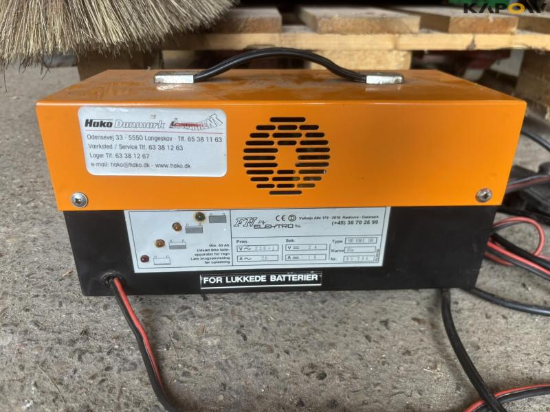 Hako Hamster 800E sweeper 32