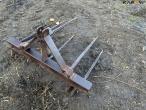 Straw handle for three-point hitch 5