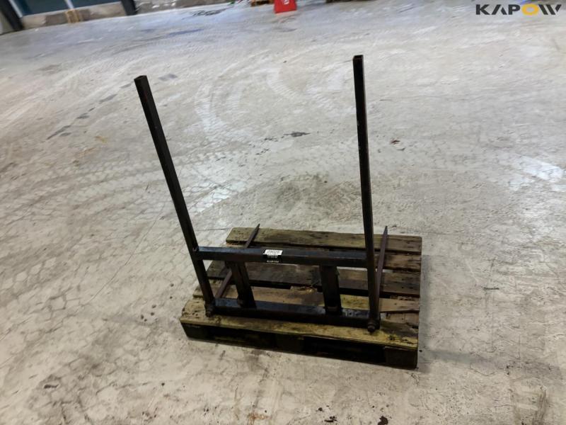 Straw spear with Avant hitch 6