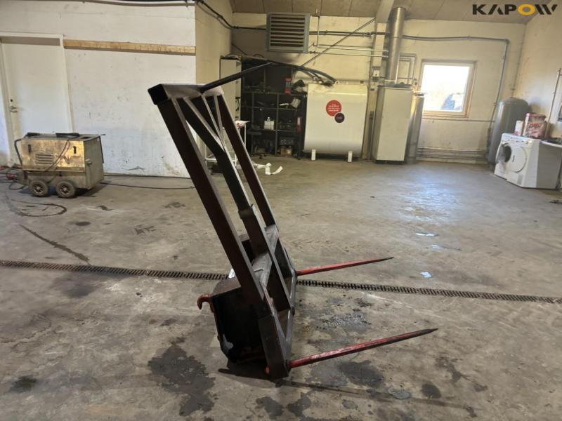 Straw spear with Euro hitch 4