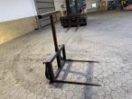 Straw spear with Euro hitch 4
