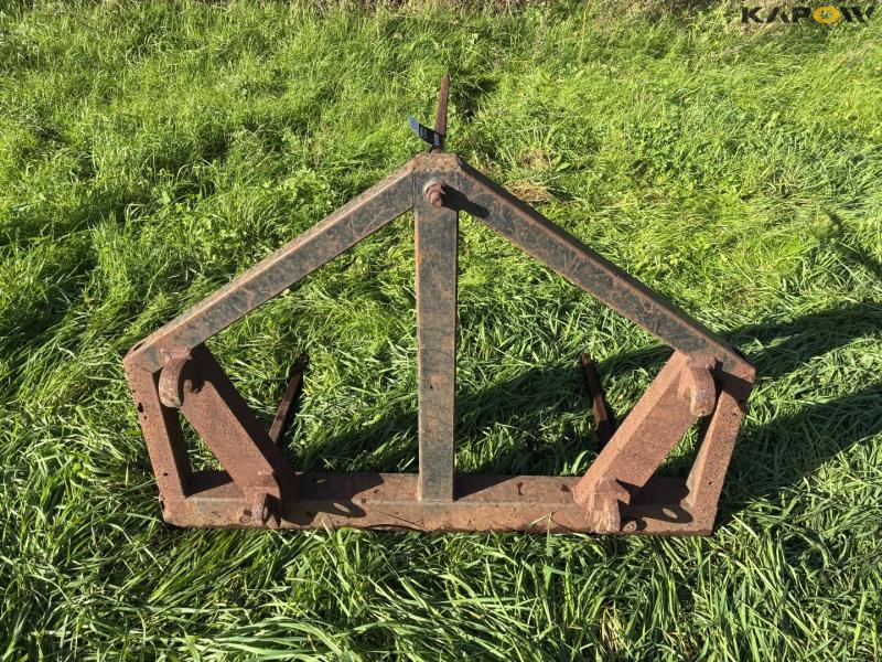 Straw spear with Euro hitch 6