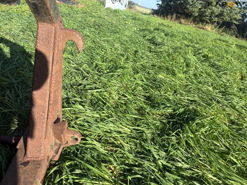 Straw spear with Euro hitch 12