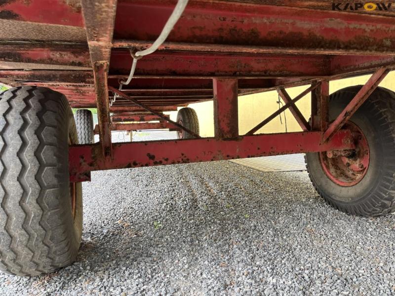 Straw cart 19