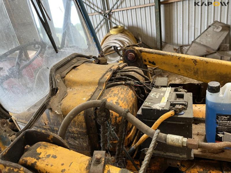 Hamjern 566 backhoe loader 17