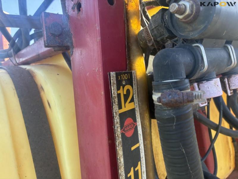 Hardi 1200 liter sprayer 24