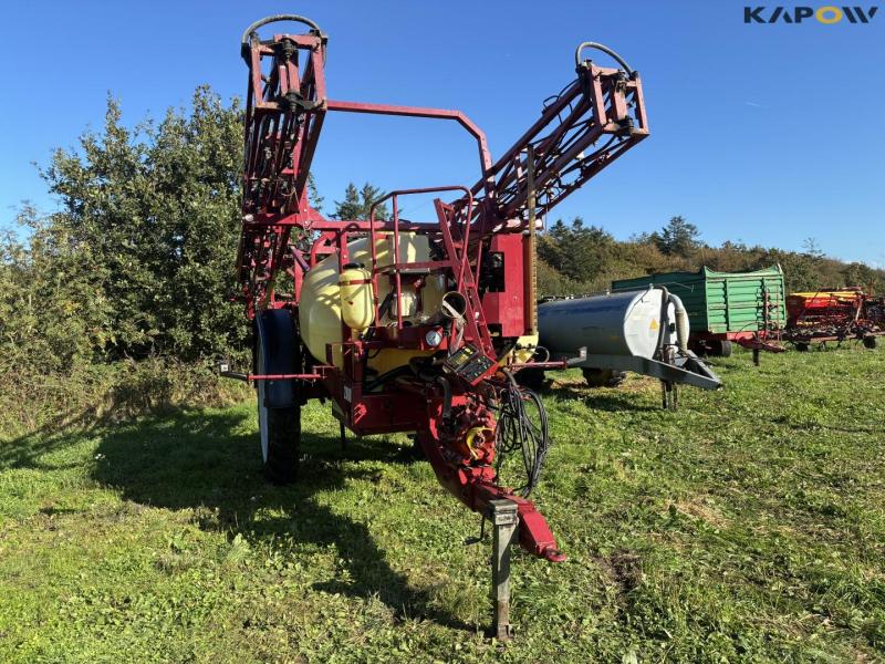 Hardi commander cl2800 sprayer 3