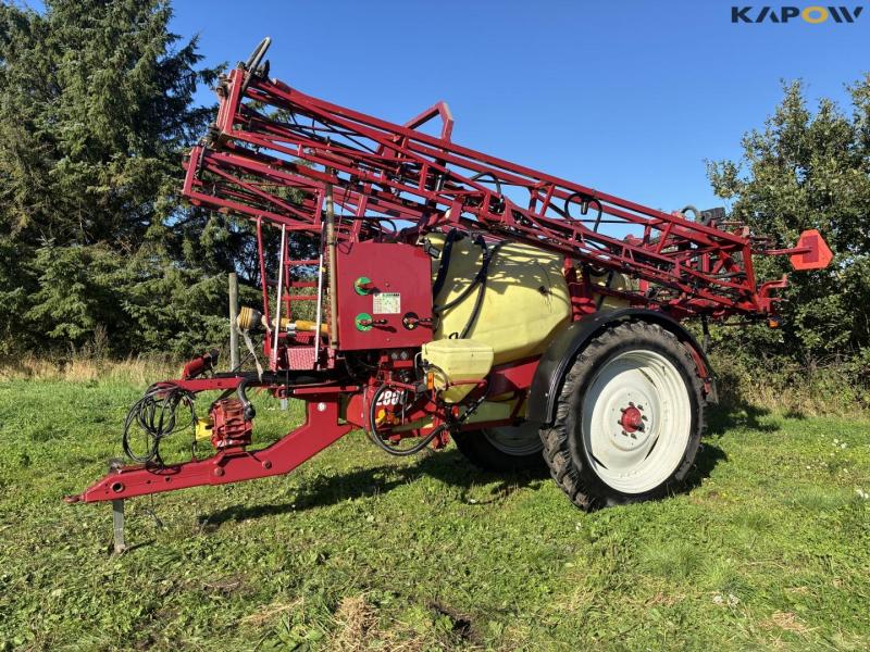 Hardi commander cl2800 sprayer 10