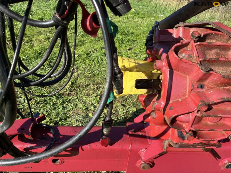 Hardi commander cl2800 sprayer 14