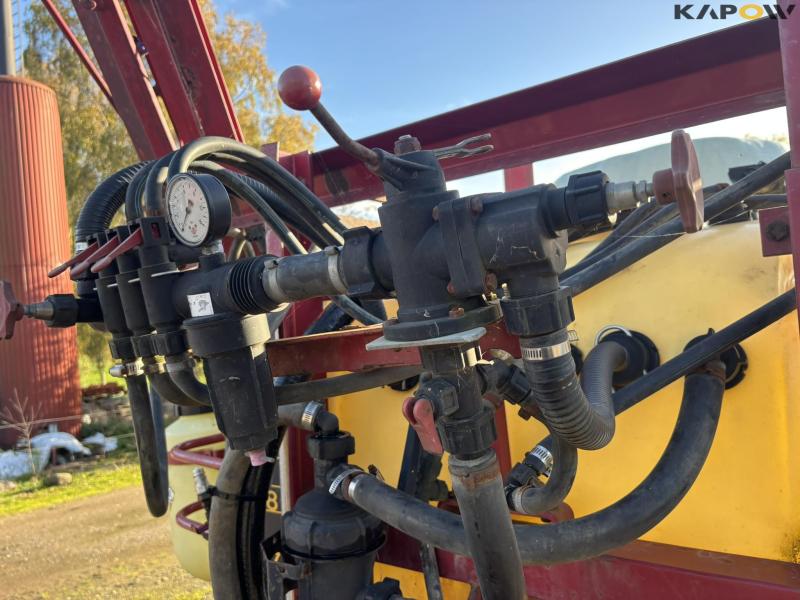 Hardi LX 1000 sprayer 12 meters 14