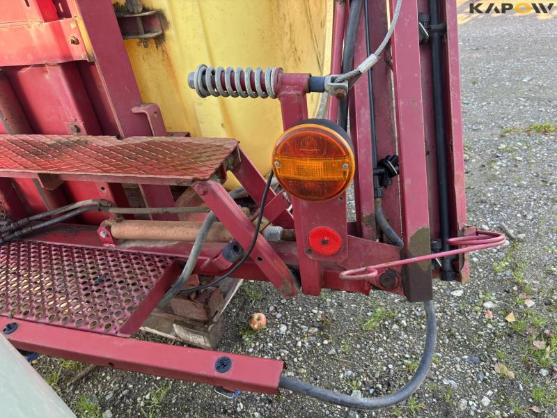 Hardi LX 1000 sprayer 12 meters 27