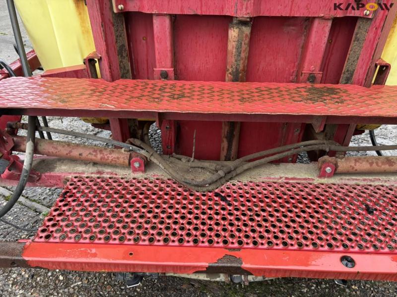 Hardi LX1000 sprayer 28