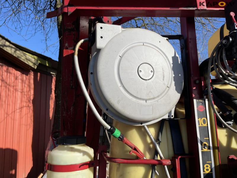 Hardi LXY 1000 sprøjte med 16 meter spredebom 19