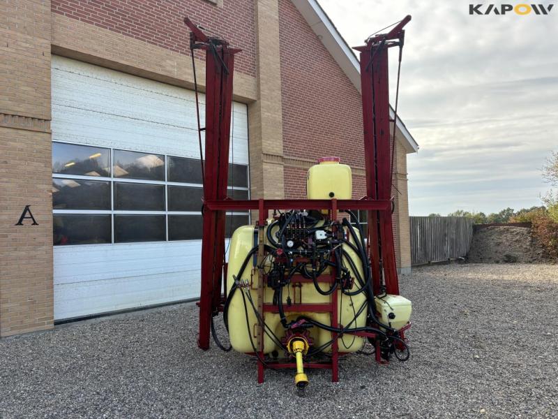 Hardi field sprayer 2