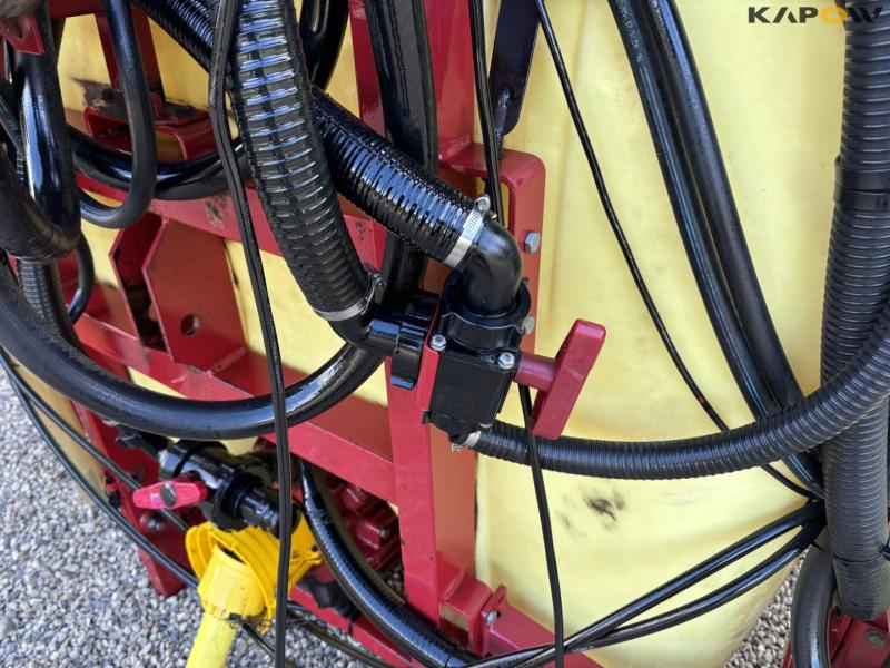 Hardi field sprayer 14